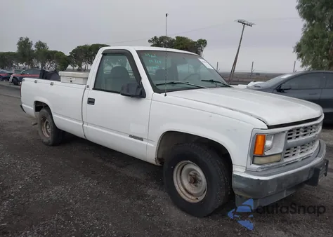 1997 Chevrolet C1500 Fleetside from USA, damaged, VIN 1GCEC14W3VZ256685